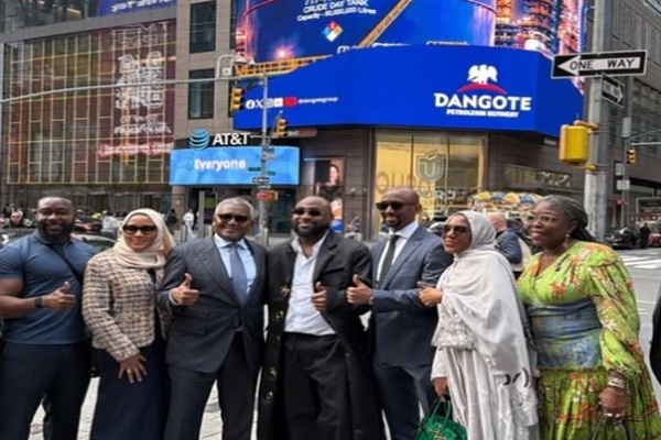 Davido, Chioma and Aliko Dangote in New York